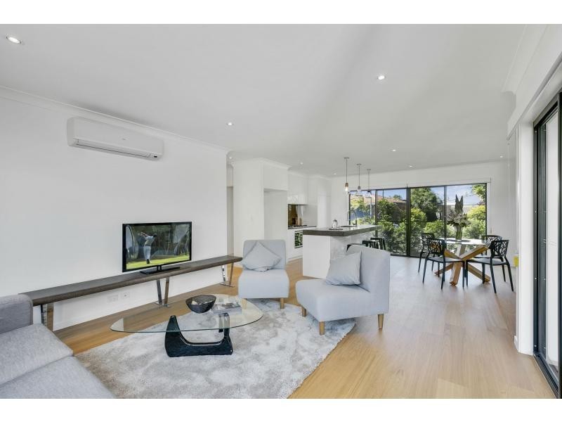 1/70 Galeen Drive, Burleigh Waters QLD 4220