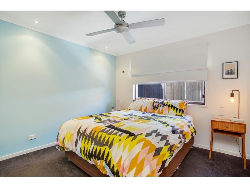 2/10 Cotinga Crescent, Burleigh Waters QLD 4220