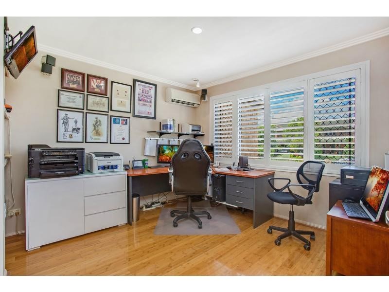 9 Cassowary Drive, Burleigh Waters QLD 4220