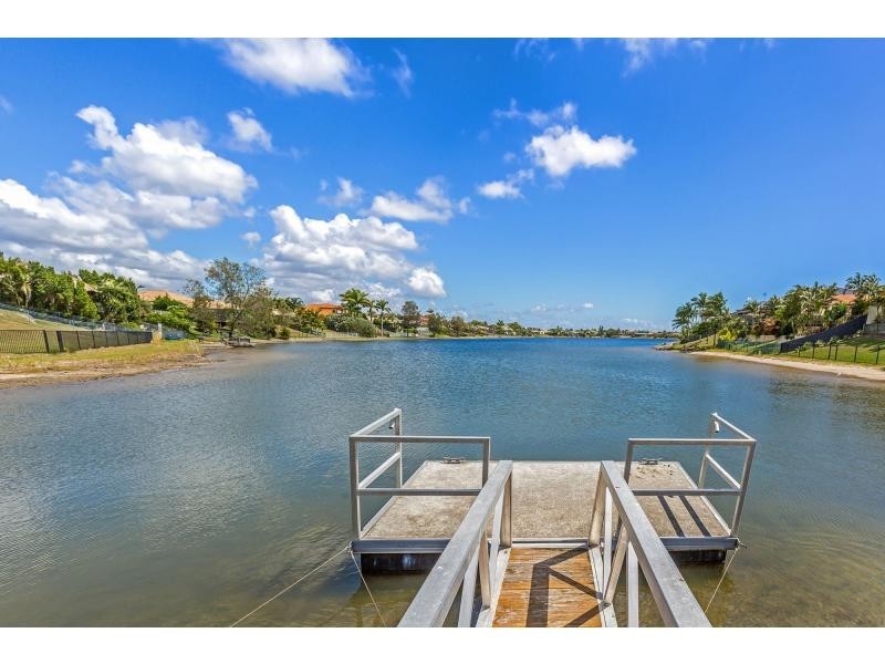 9 Cassowary Drive, Burleigh Waters QLD 4220