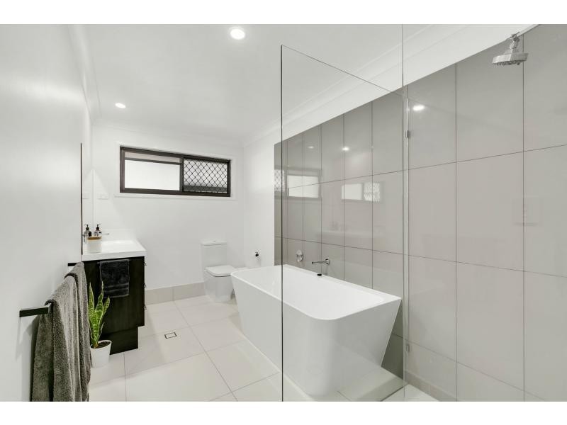 1/14 Barbet Place, Burleigh Waters QLD 4220