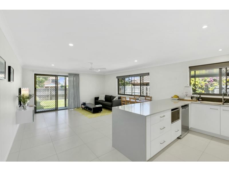 1/14 Barbet Place, Burleigh Waters QLD 4220