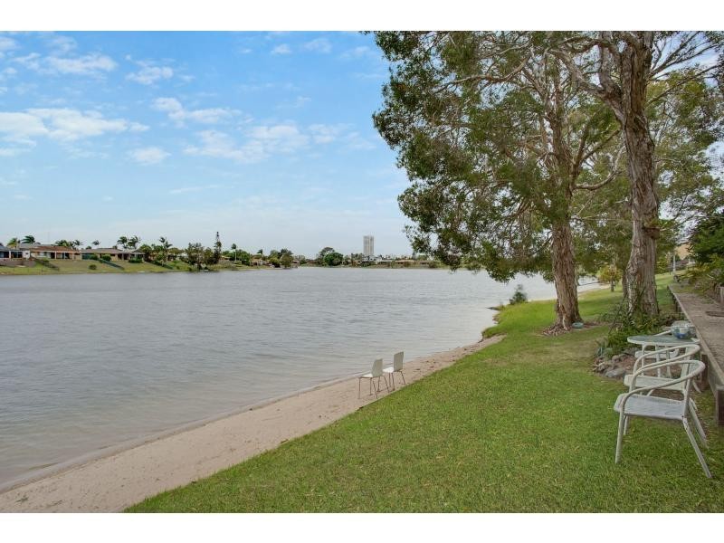 38/20 Barbet Place, Burleigh Waters QLD 4220