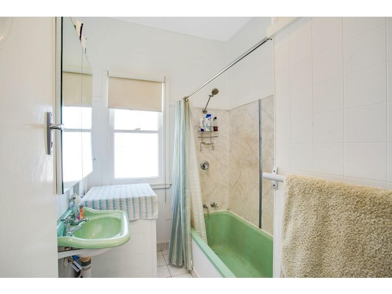 16 Gardenia Grove, Burleigh Heads QLD 4220