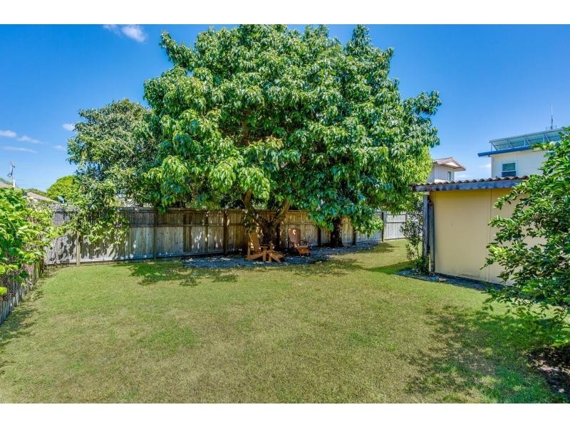 16 Gardenia Grove, Burleigh Heads QLD 4220