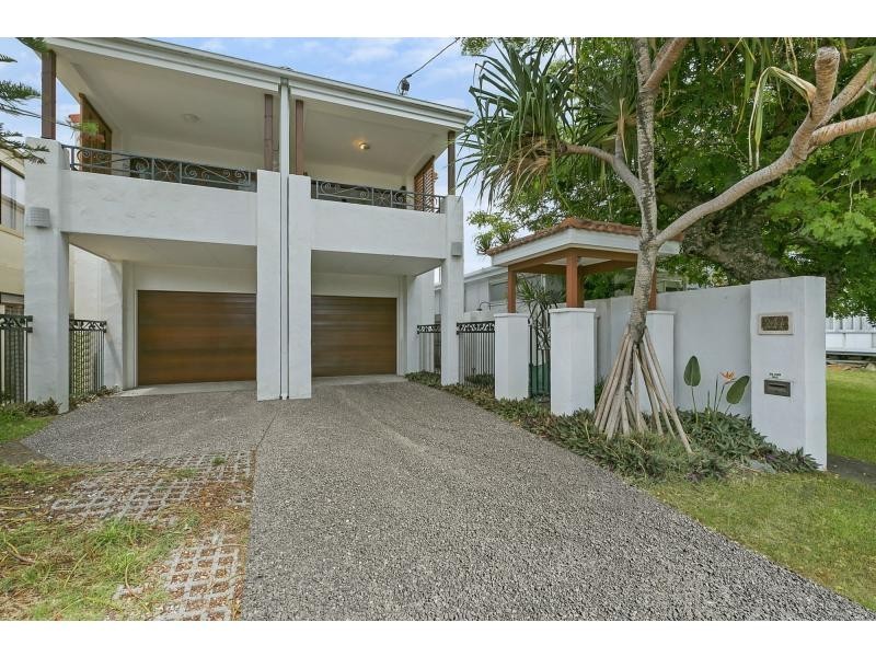 2/14 Miami Shore Parade, Miami QLD 4220