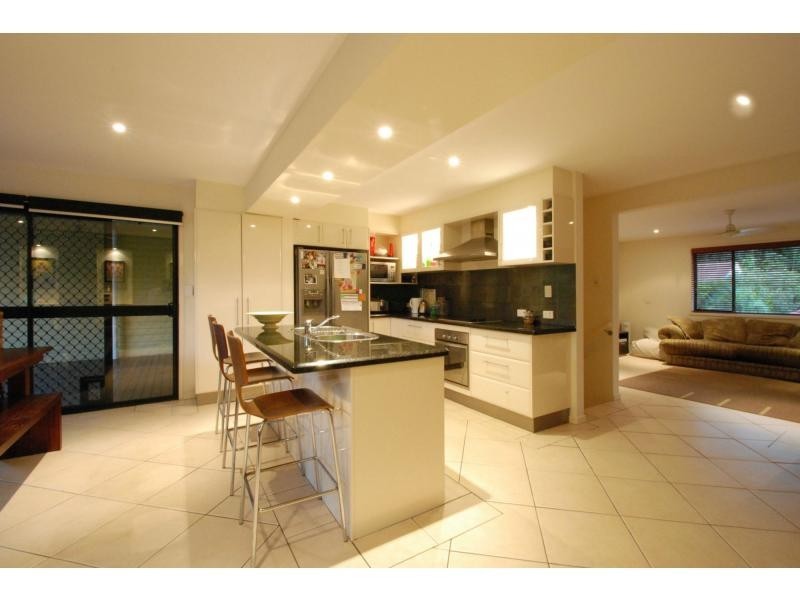 10 Bittern Avenue, Burleigh Waters QLD 4220