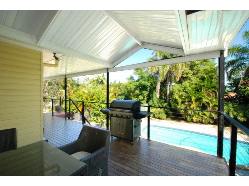 10 Bittern Avenue, Burleigh Waters QLD 4220