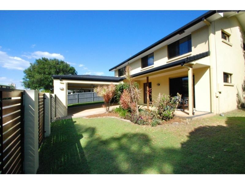 10 Bittern Avenue, Burleigh Waters QLD 4220