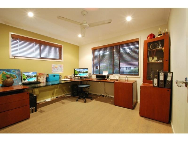 10 Bittern Avenue, Burleigh Waters QLD 4220