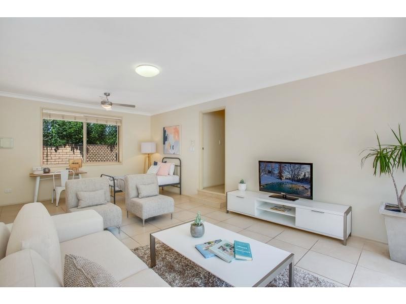 52 Jabiru Avenue, Burleigh Waters QLD 4220