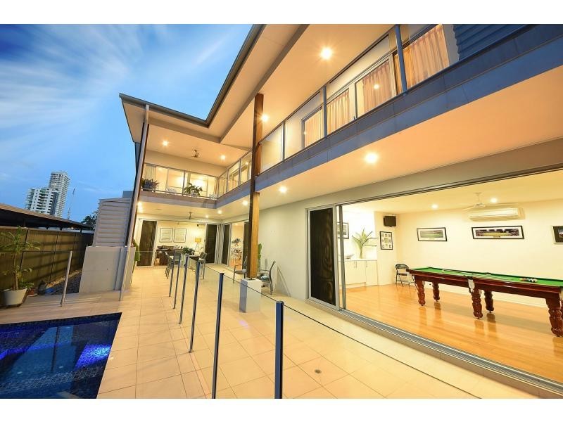 6 Elder Entrance, Burleigh Heads QLD 4220