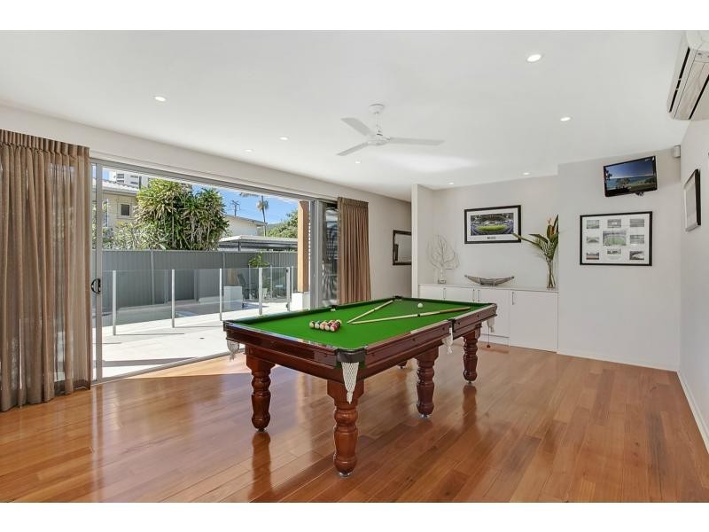 6 Elder Entrance, Burleigh Heads QLD 4220