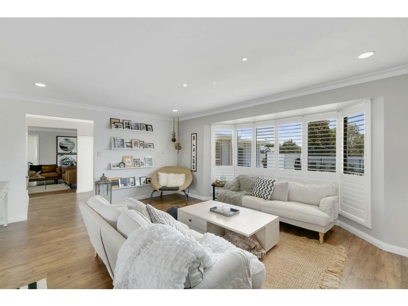 58 Dunlin Drive, Burleigh Waters QLD 4220