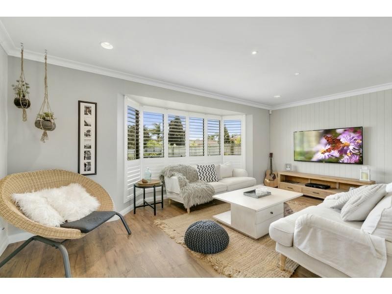 58 Dunlin Drive, Burleigh Waters QLD 4220