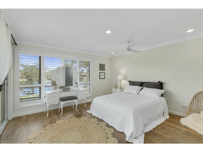 58 Dunlin Drive, Burleigh Waters QLD 4220