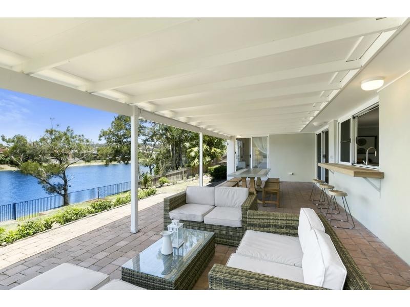 58 Dunlin Drive, Burleigh Waters QLD 4220