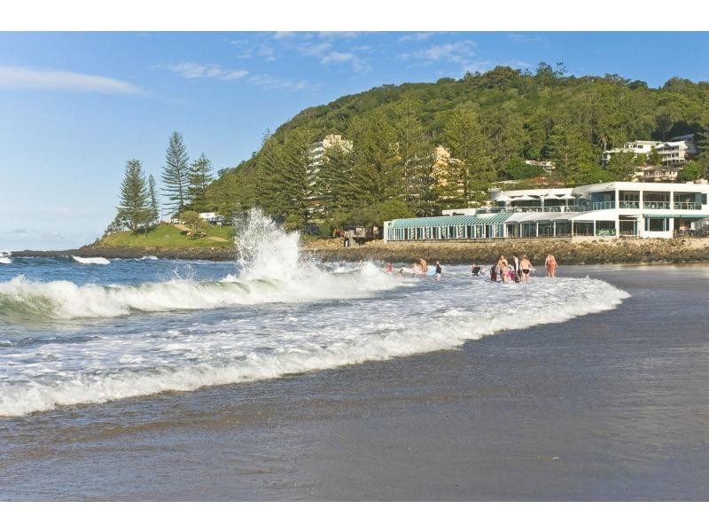 58 Dunlin Drive, Burleigh Waters QLD 4220