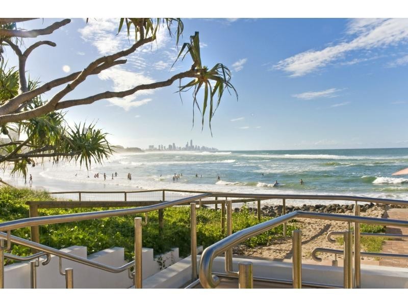 58 Dunlin Drive, Burleigh Waters QLD 4220