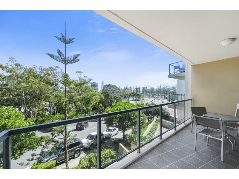 1065/1 Ocean Street, Burleigh Heads QLD 4220