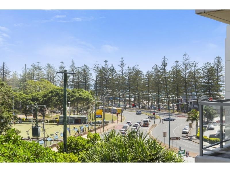 1065/1 Ocean Street, Burleigh Heads QLD 4220