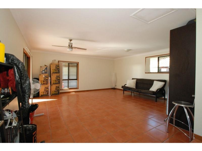 20 Honeywood Court, Burleigh Waters QLD 4220