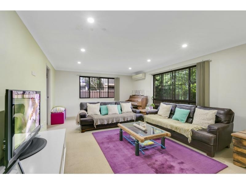 142 Burleigh Street, Burleigh Waters QLD 4220