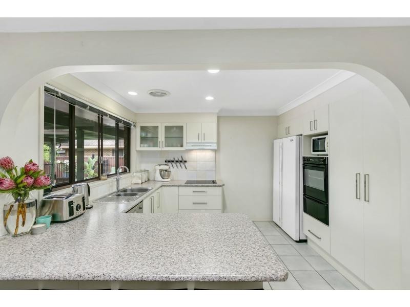 142 Burleigh Street, Burleigh Waters QLD 4220