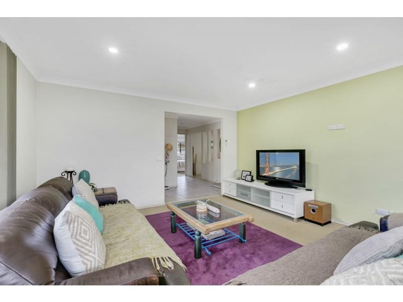 142 Burleigh Street, Burleigh Waters QLD 4220