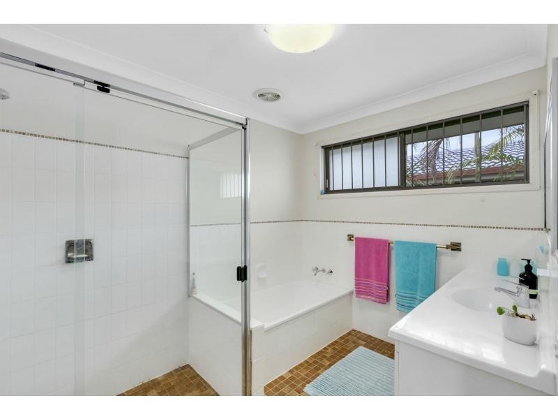 142 Burleigh Street, Burleigh Waters QLD 4220