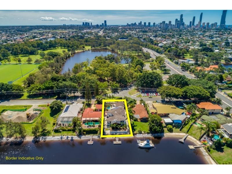 8 Fremar Street, Broadbeach Waters QLD 4218