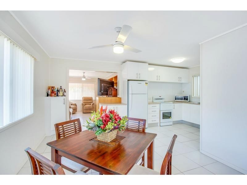 11 Chainey Avenue, Miami QLD 4220