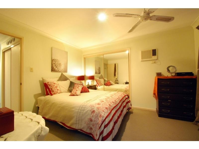 1/4 Ruby Court, Burleigh Waters QLD 4220