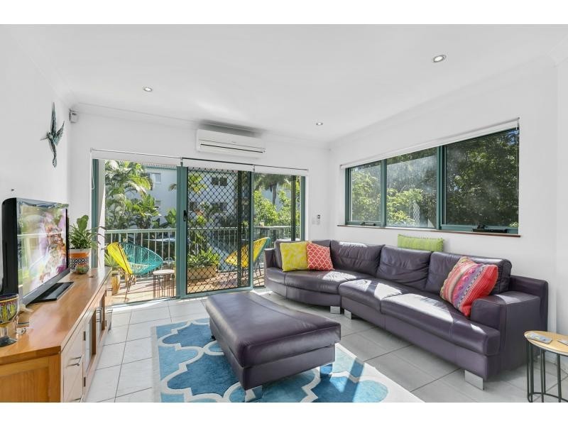 7/28 Marine Parade, Miami QLD 4220