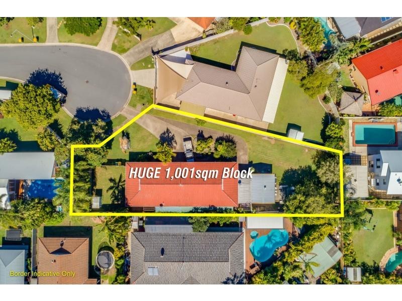 9 Falcon Court, Burleigh Waters QLD 4220