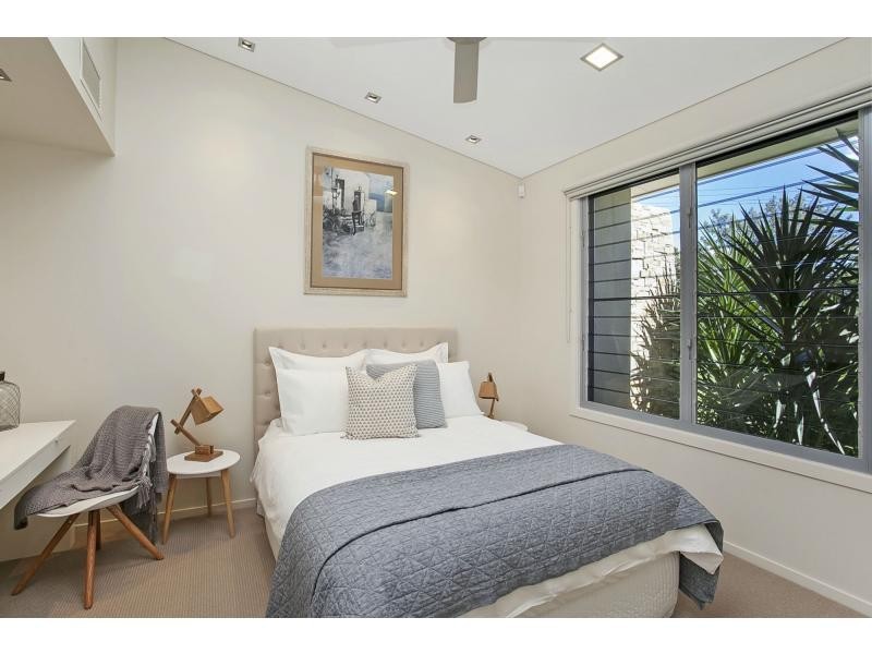 86 Simpsons Road, Currumbin Waters QLD 4223