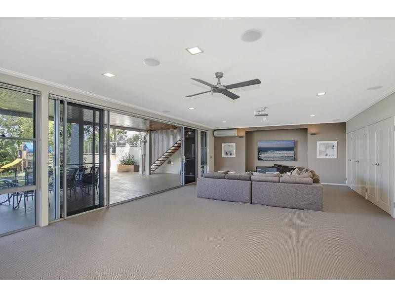 86 Simpsons Road, Currumbin Waters QLD 4223