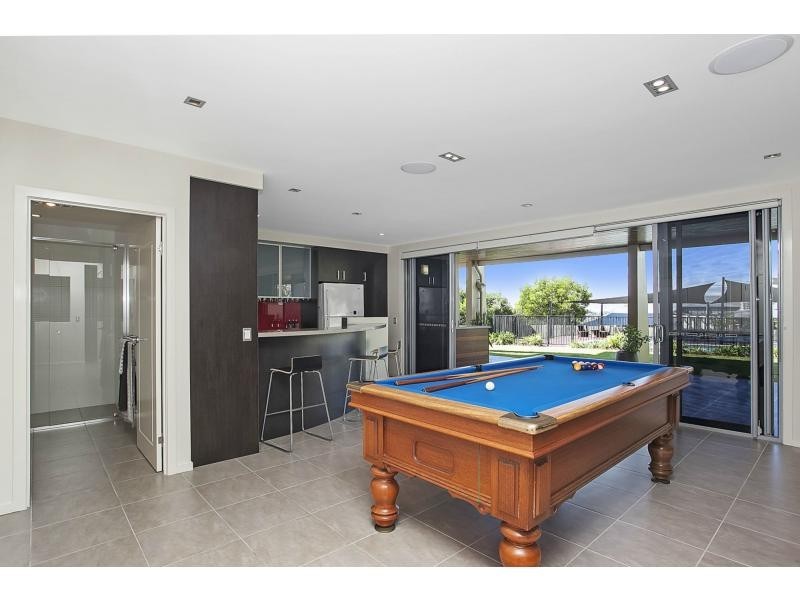 86 Simpsons Road, Currumbin Waters QLD 4223