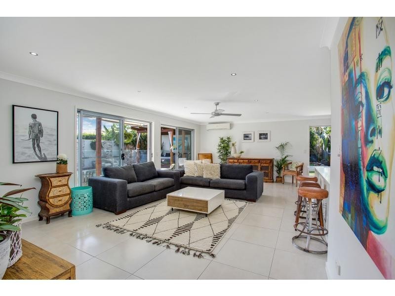 47 Burleigh Street, Burleigh Waters QLD 4220