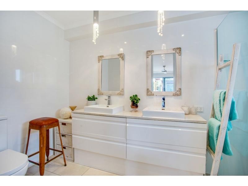 47 Burleigh Street, Burleigh Waters QLD 4220