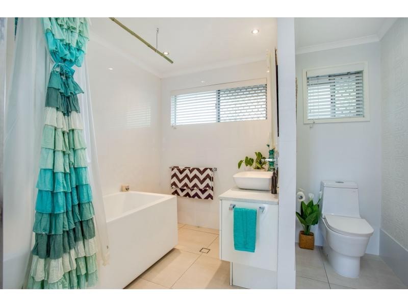 47 Burleigh Street, Burleigh Waters QLD 4220