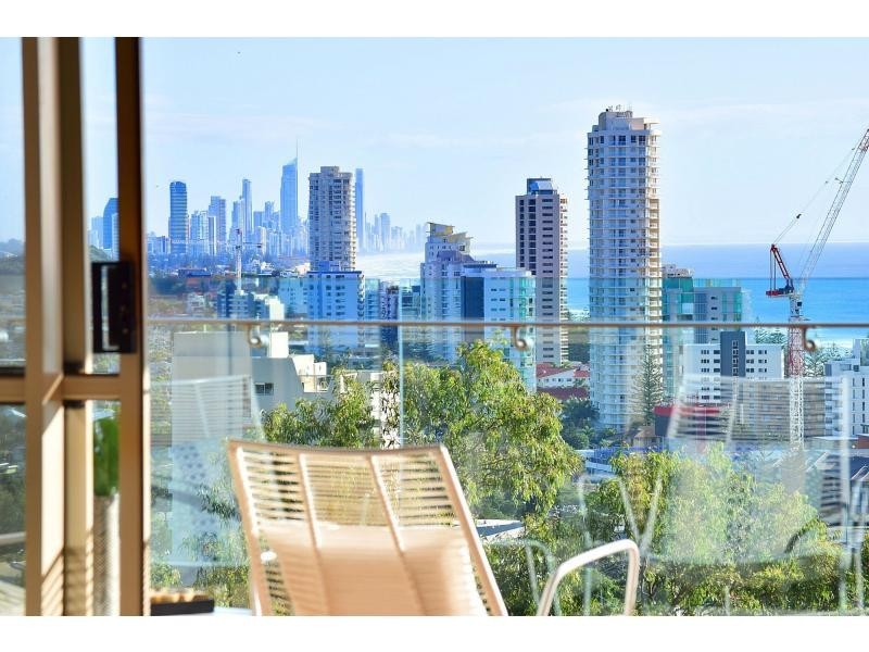 3/69 George Street, Burleigh Heads QLD 4220