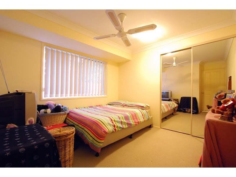 2/13 Olympus Drive, Robina QLD 4226
