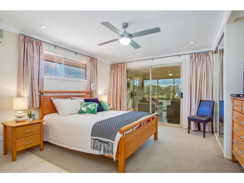 52 Jabiru Avenue, Burleigh Waters QLD 4220