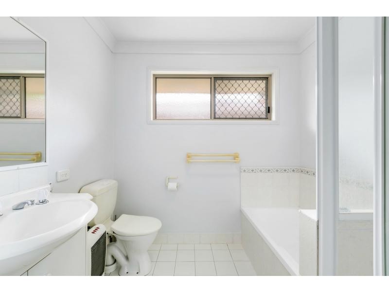 34 Galeen Drive, Burleigh Waters QLD 4220