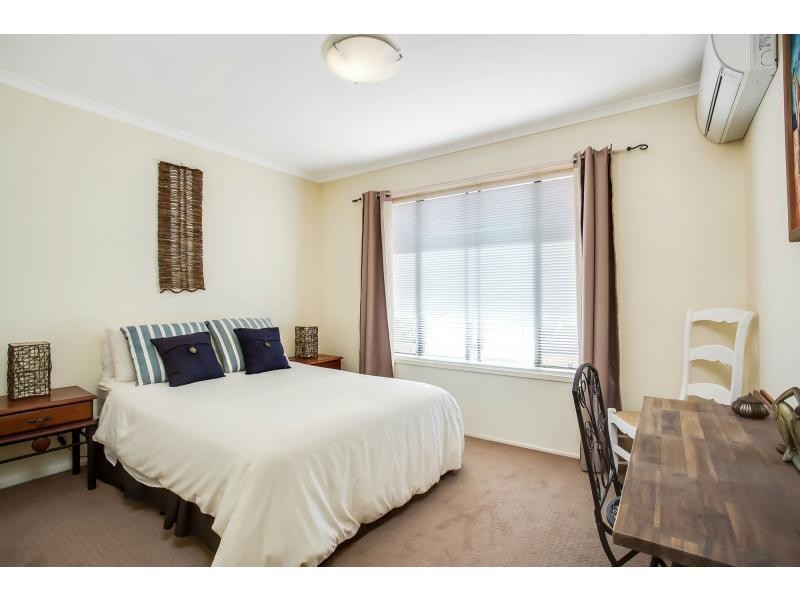 2/35 Frascott Avenue, Varsity Lakes QLD 4227