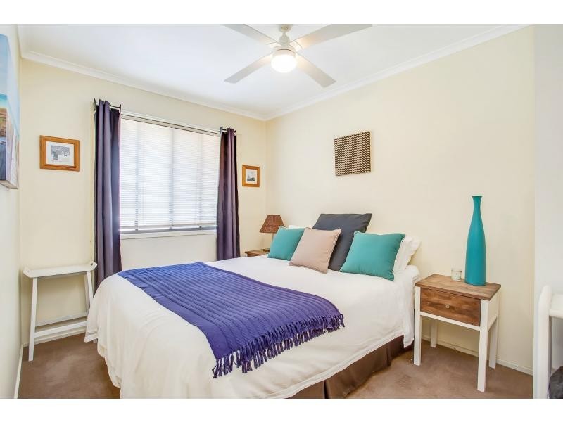 2/35 Frascott Avenue, Varsity Lakes QLD 4227