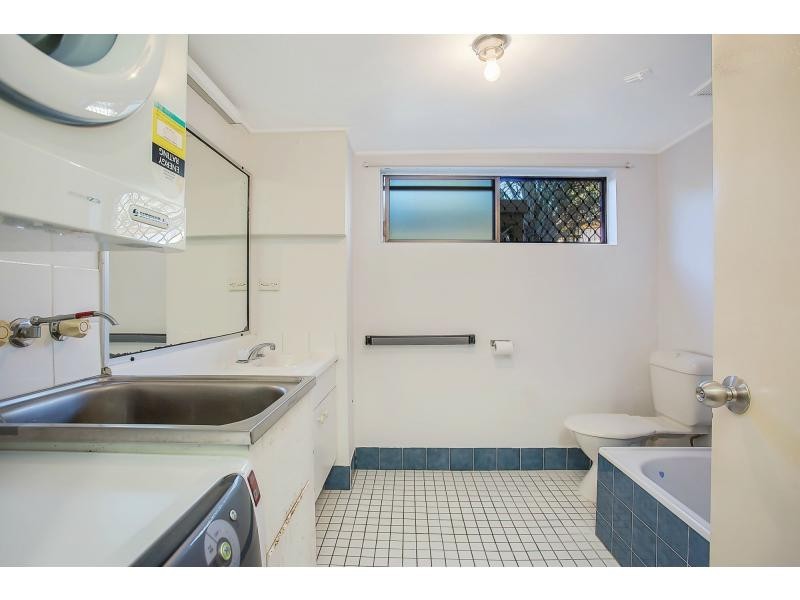 21/20 Barbet Place, Burleigh Waters QLD 4220