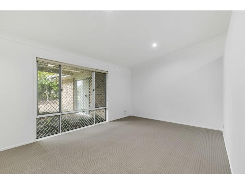 19 Maidstone Place, Robina QLD 4226