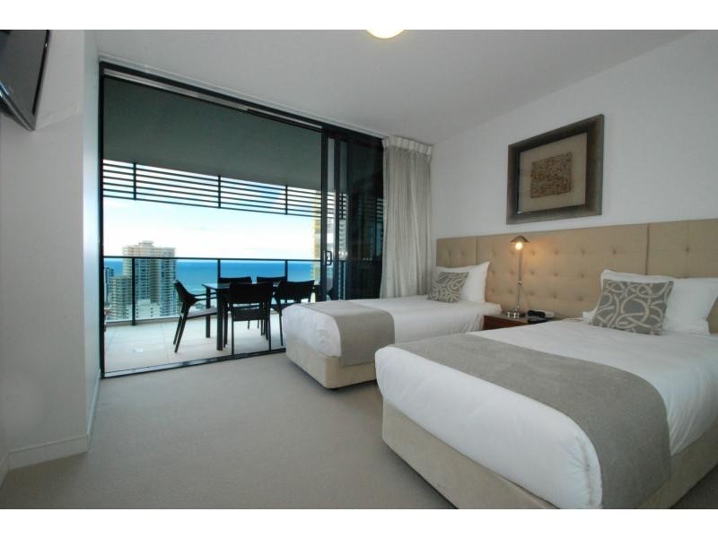 22604/4 Charles Avenue, Broadbeach QLD 4218